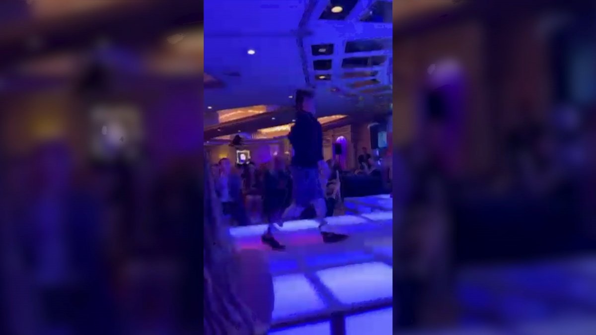 Suburban Boy, quadruple amputee, parades at Pristine York Style Moment – NBC Chicago 3