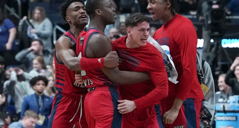 FAU's Perfect Game-Winning Plays Seal Wild NCAA Game 1