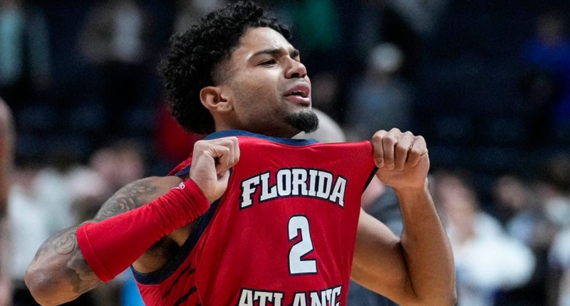 Florida Atlantic stuns Memphis in March Madness upset 1