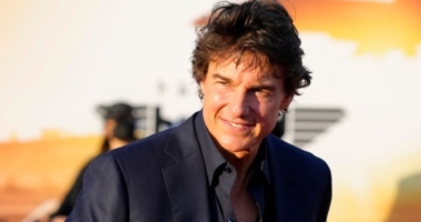 Tom Cruise Named 'Sexiest Actor'! 1