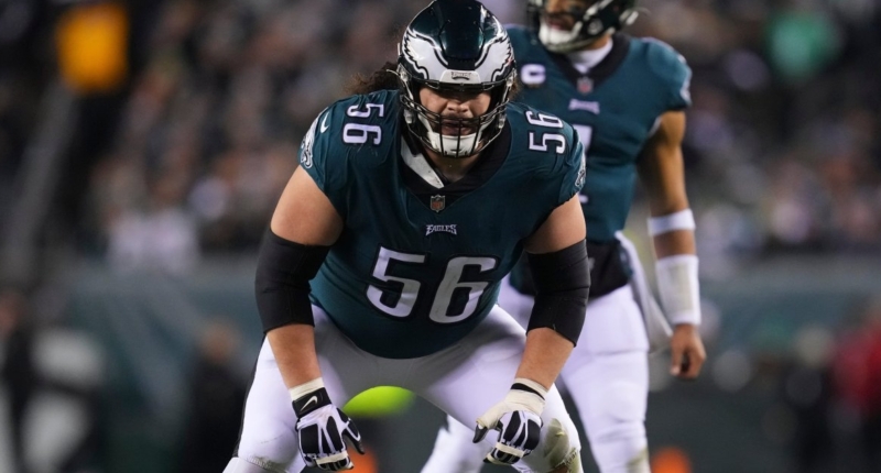 Isaac Seumalo Joins Steelers: Eagles Lose Top Guard 1