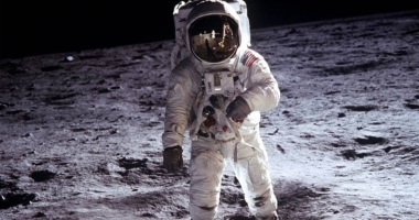 From Baby Steps to Giant Leap: NASA's Apollo Program 40