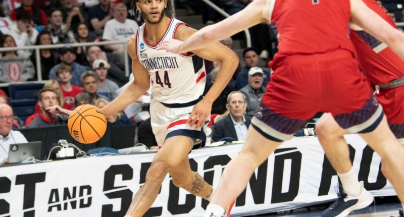 UConn's Andre Jackson Leads Sweet 16 Charge