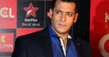 Salman Khan Receives Threat Email