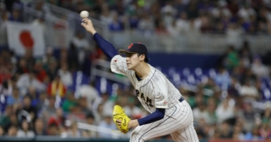 Roki Sasaki: The 100+mph Japanese Baseball Sensation