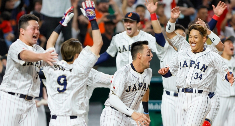 Japan stuns Mexico in WBC semis with thrilling walk-off win