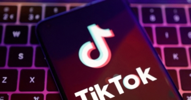 TikTok CEO Testifies on Data Sharing Amid National Security Concerns