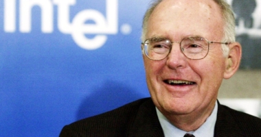 Intel Co-Founder Gordon Moore: A Tech Legend Passes