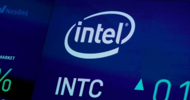 Tech Giant Intel Co-Founder Dies at 94