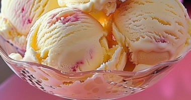 Refreshing Vanilla Bean Ice Cream with Fresh Peaches Recipe 7