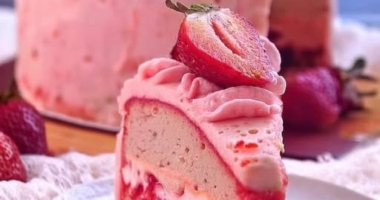 Strawberry Cake Recipe 5