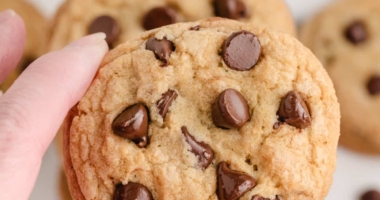 Classic Chocolate Chip Cookies: A Family Favorite 1