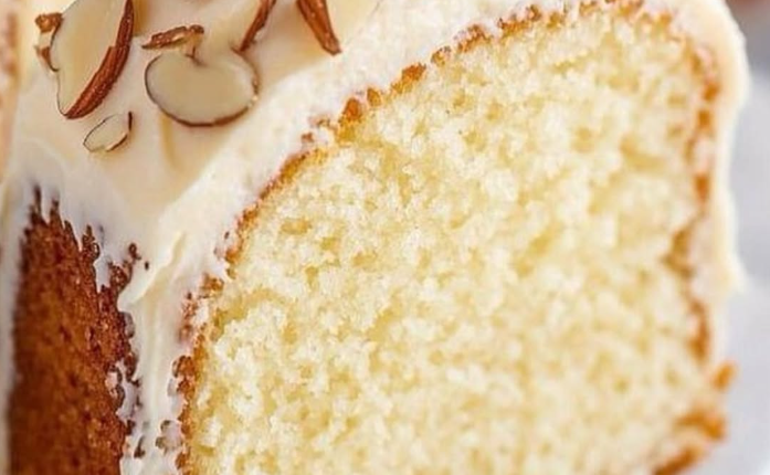 Almond Cake: A Delightful Treat for Any Occasion 1