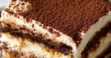 Authentic Italian Tiramisu Recipe: A Creamy, Decadent Delight 1