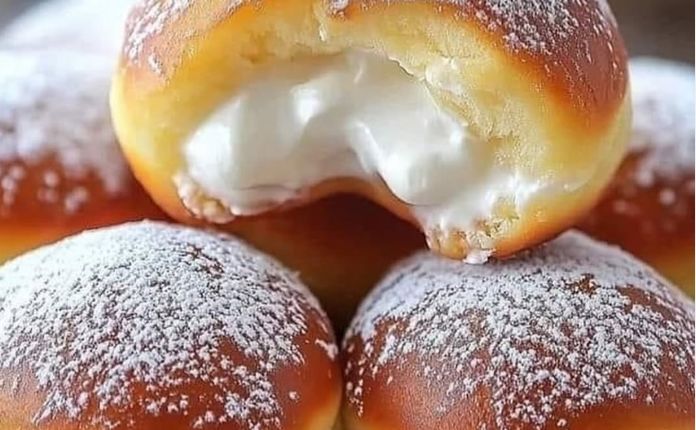 Bomboloni: Irresistible Italian Cream-Filled Donuts 1