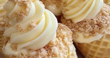 Banana Pudding Cheesecake Cones – A Decadent Delight in Every Bite 11