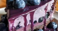 Blueberry Brownie Cheesecake: A Decadent Fusion Dessert 3