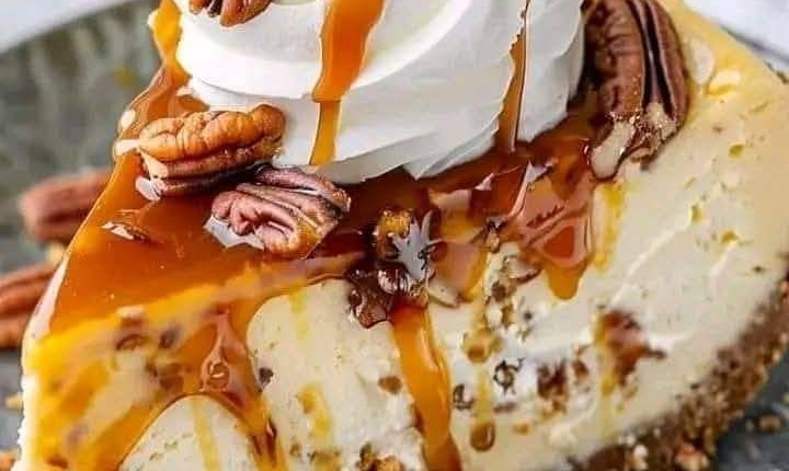 Luxurious Pecan Caramel Cheesecake 1