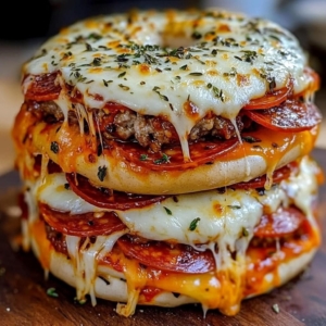 Bagel Pizza Tower: A Fun, Cheesy Twist on Pizza! 3