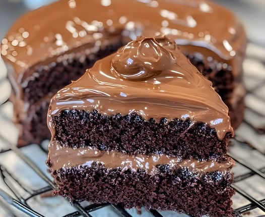 A Classic Chocolate Cake: A Home Baker's Delight 1