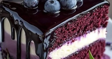 Blueberry Chocolate Lavender Dream Cake 1