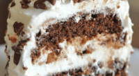 Decadent Chocolate Caramel Poke Cake: A Sweet Indulgence 3