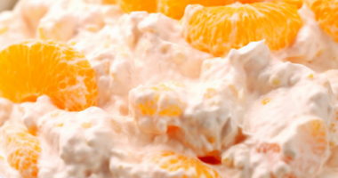 Orange Fluff Salad: A Creamy, Citrusy Delight 1