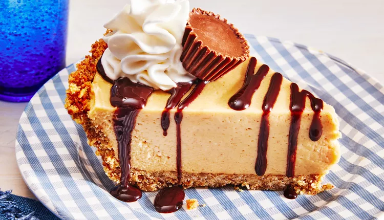 Peanut Butter Pretzel Pie: A Sweet and Salty Indulgence 1