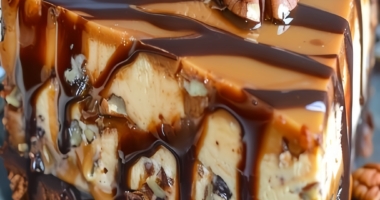 Turtle Brownie Cheesecake: The Ultimate Indulgence 1