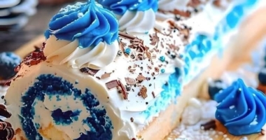 Divine Blue Velvet Cake Roll Recipe 1