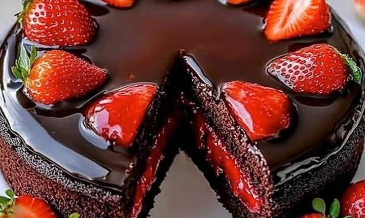 Decadent Chocolate Cake with Cheesecake Filling and Chocolate Ganache 1