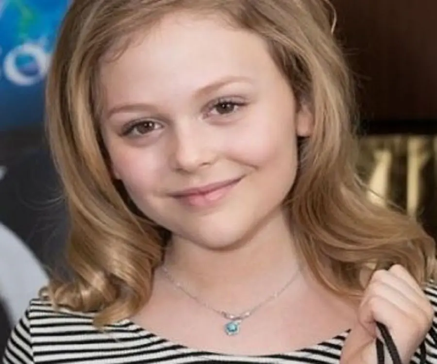 Emily Alyn Lind