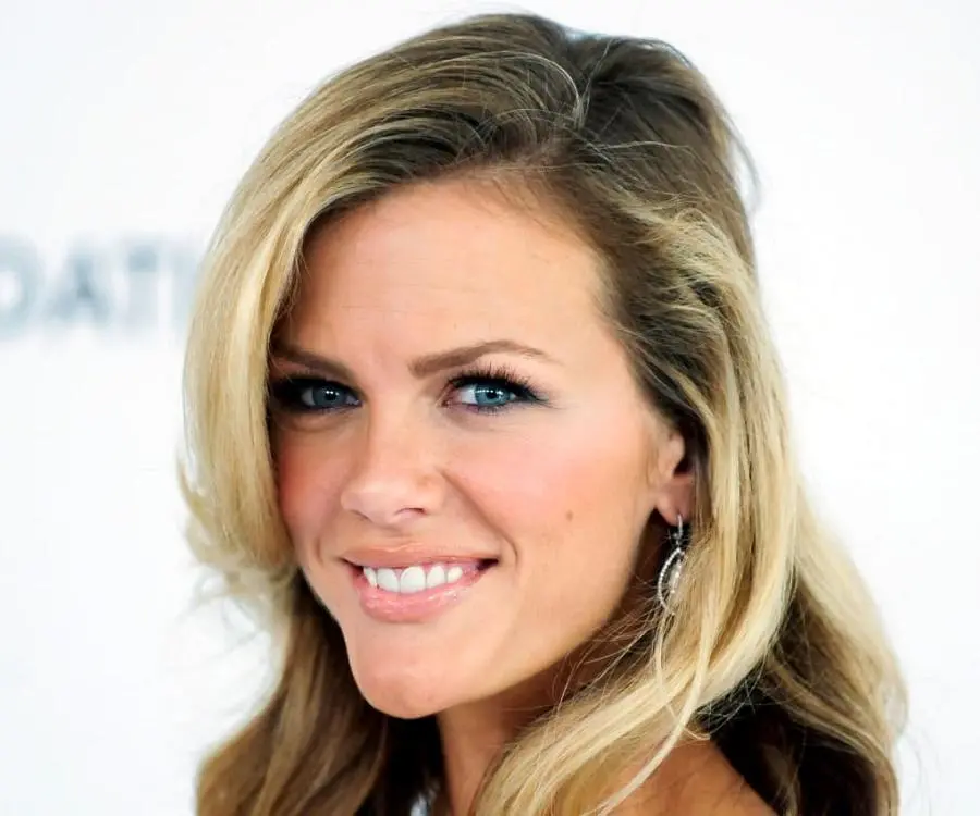 Brooklyn Decker - Models, Timeline, Family - Brooklyn Decker Biography