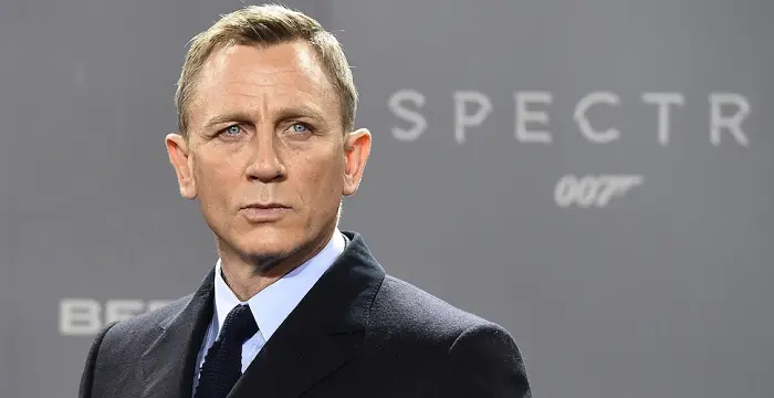 Daniel Craig